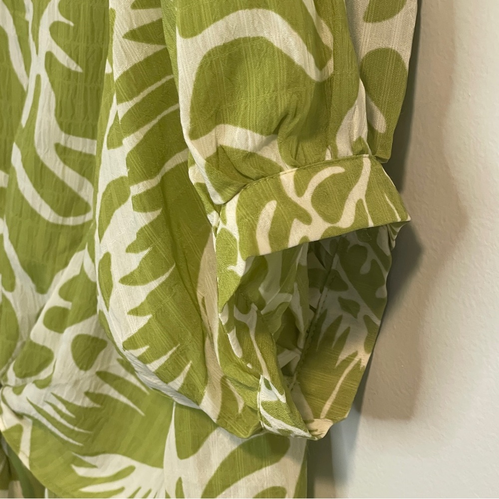 Rose & Olive Green and White Leaf Print Blouse - Picture 4 of 7